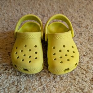 Toddler Yellow Crocs Clogs